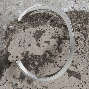 Men’s Silver twist cuff